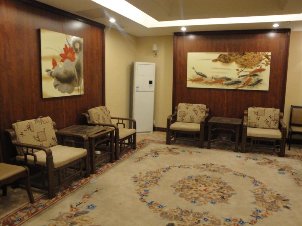Overseas Chinese International Hotel Qingdao Eksteriør billede