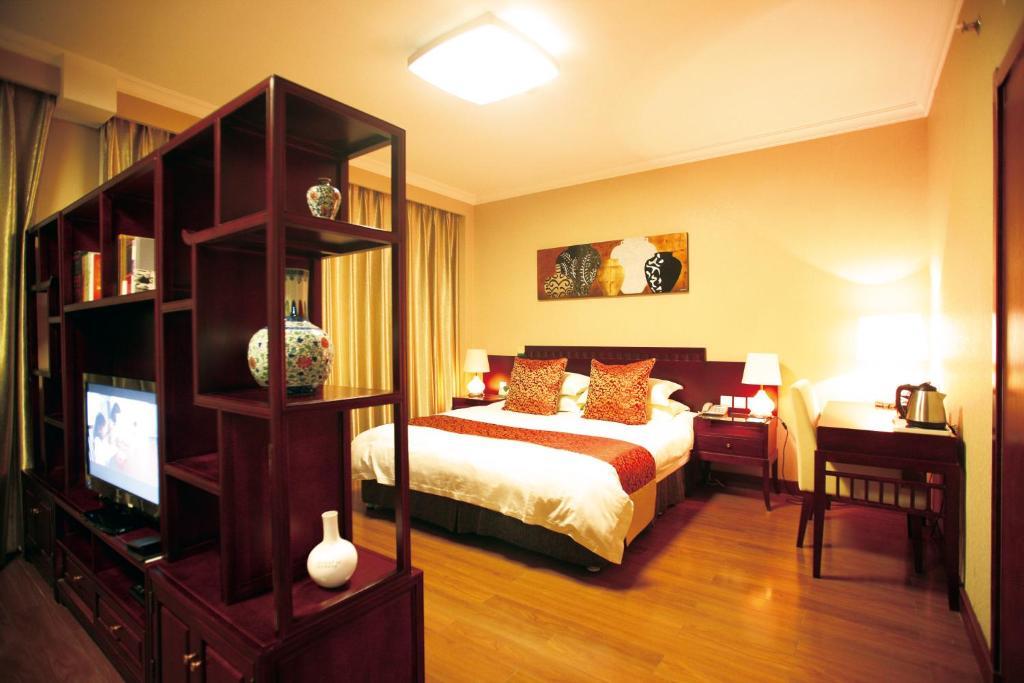 Overseas Chinese International Hotel Qingdao Eksteriør billede